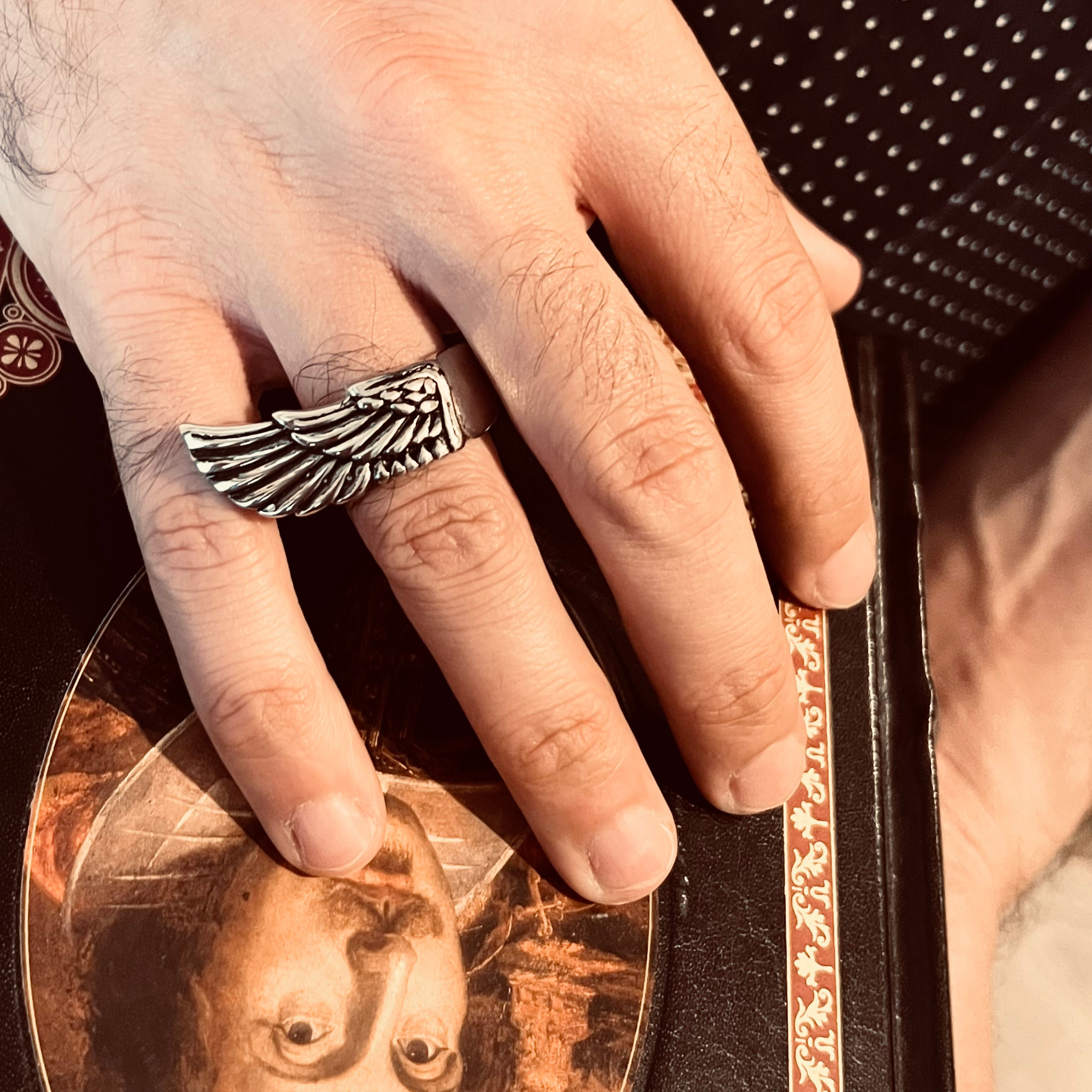 Stainless Steel Detailed Wing Ring