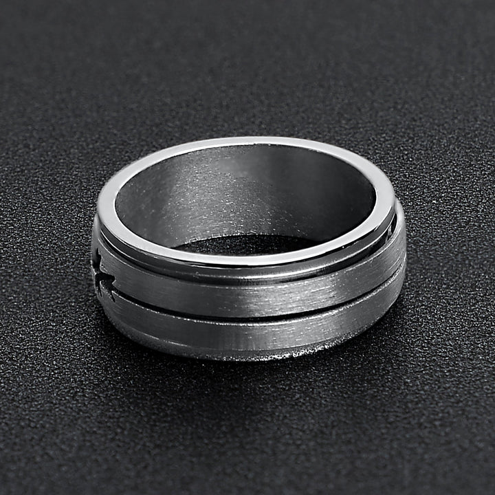 Cutout Cross Spinner Ring
