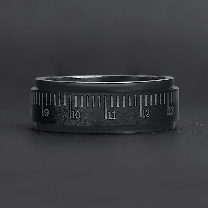 Black Ruler Spinner Ring